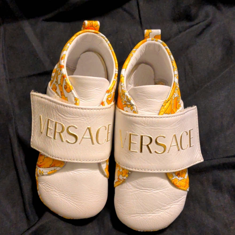 Versace Baroque Print Prewalker size 19